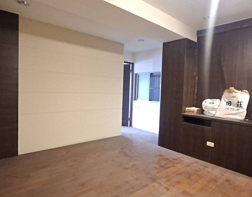 近桃園市政府交通便捷適合零售業服務業商業辦公室 - Image 5