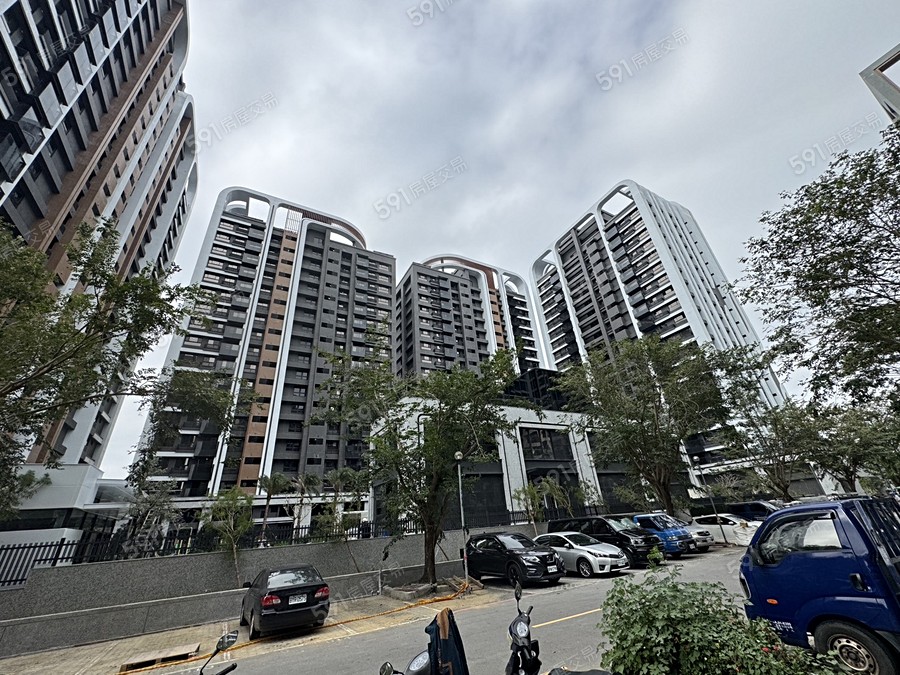 達麗世界仁實景圖