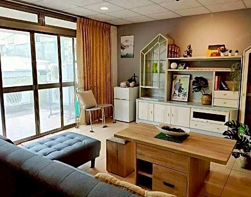 🌞大龍街超棒採光🌞可寵🐱落地窗大露台🔥搶手平價出租 - Image 1