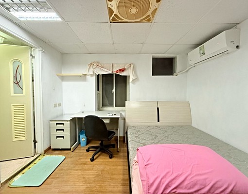 永安市場🚄雙人掀床開窗🌟水泥磚牆🧱變頻冷氣⚡️便宜首選 - Image 5