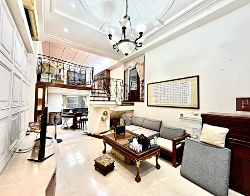 樹林車站☀️可租補入籍電梯樓中樓三房☀️含汽車位 - Image 2