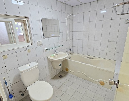 日出大道#楠梓國中#霸氣三角窗1+2樓店 - Image 10