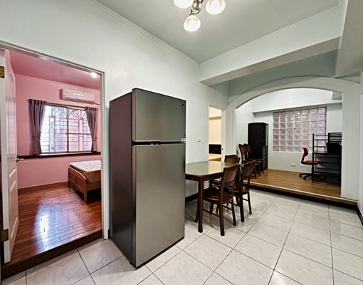 可租補~河堤/大樂3房附機上車位~邊間採光通風佳 - Image 7