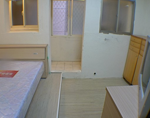 可租金補助中和板橋交界一房一廳有獨立陽台廚房洗衣機 - Image 2