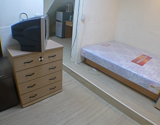 可租金補助中和板橋交界一房一廳有獨立陽台廚房洗衣機 - Image 10