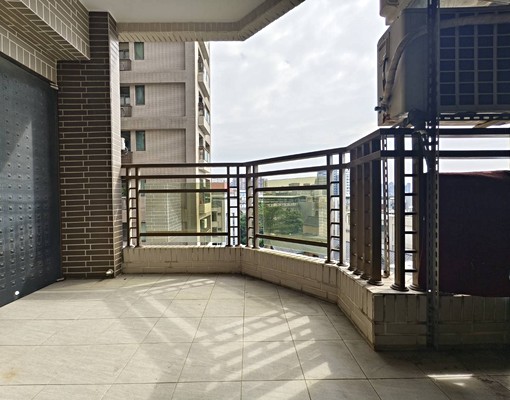 敦王臻品Ⅱ3+1房附大平車 - Image 4