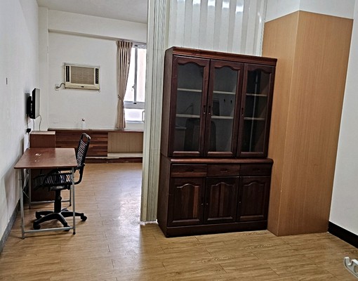 中西區武聖路3樓大套房月租9000元 - Image 9