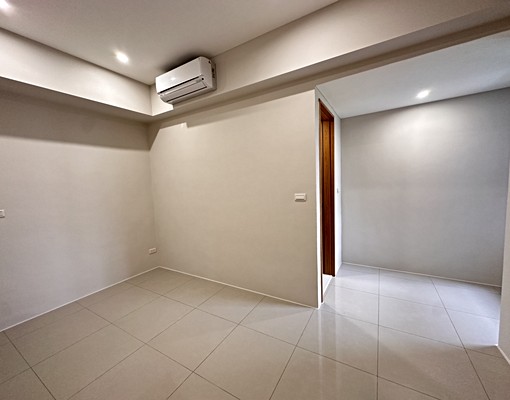 成棒棒球場-三富樂樂-2房平車-裸屋 - Image 6