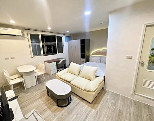 全新可寵可租補大衣櫃中壢火車站套房 - Image 2