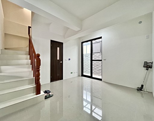 中科園區台中機場🌟全新完工整棟共5樓4房🌟可租補/雙車位 - Image 4