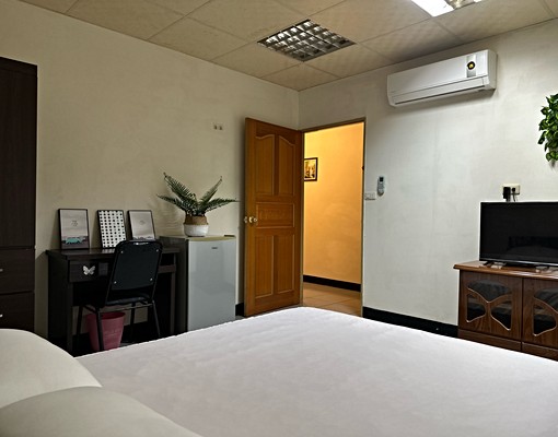 興仁夜市附近雅房出租 - Image 2