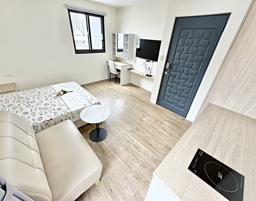 環遊了整個星系✨全新完工大面採光✨陽台獨洗專屬機車位 - Image 3