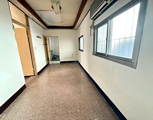 🏠可租補🏠進德國小【5大房透天】🏠秀泰影城 - Image 10