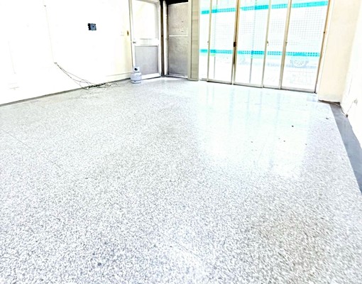 梧棲區店面住家二合一可營業登記黃金店面 - Image 4