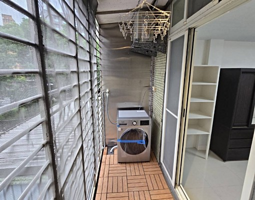 屋主自租獨立大陽台套房可2人租補🎉可貓~小資首選🎉 - Image 4