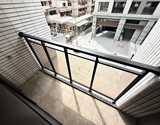 聚佳大值我是承辦找我最低價要家具加價談全新社區超便宜兩房平車 - Image 10