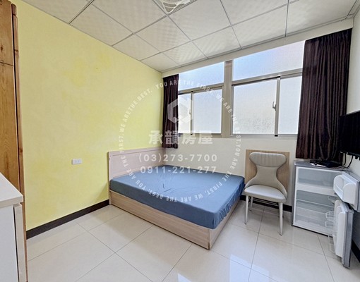 夜市便利生活機能套房有機車位垃圾代收 - Image 1