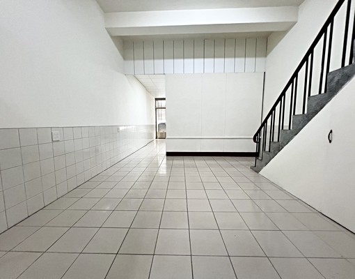 豐原市區四房透天平車⭐生活機能交通超便利👍可寵物 - Image 5