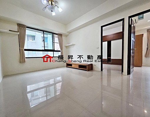 近LALAPORT🌺採光佳二房🌺含稅管,可租補 - Image 1