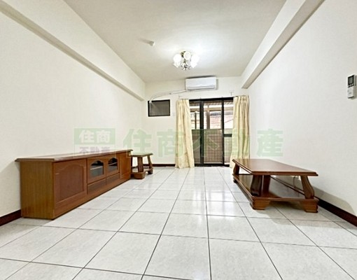 含管🔴龍安國豐六街🟠美3房🟠可寵 - Image 1