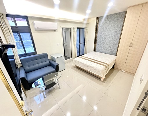 人見人eye⭐秒殺超新超乾淨|租屋補助|陽台獨洗|近科博館 - Image 1