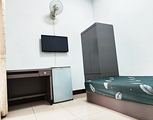 輕軌C26站民族路優質套房出租(民族路上大樂購物中心對面) - Image 3