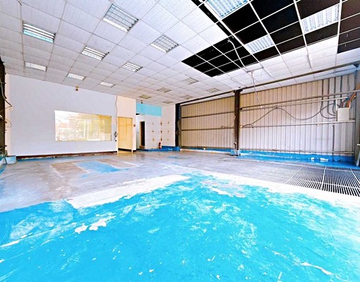 租。正加昌路上。面寬9.6米。金店面。右昌國小正對面 - Image 5