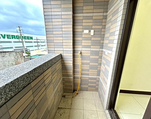 尊信社宅/🔥近工業區/⭐️空屋家具電可議/免仲可補/嘉 - Image 8