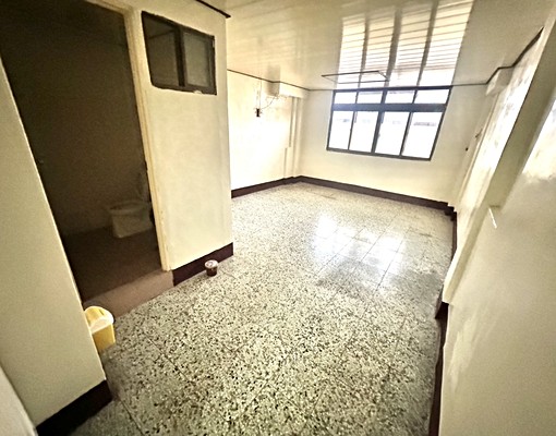 南屯整棟空屋透天｜可租補、戶籍｜台水電｜近烏日啤酒廠 - Image 5