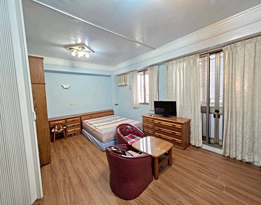 崇德商圈🌻東區獨立套房出租(可開伙)🌻有陽台/可租補 - Image 1