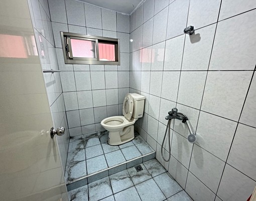 新莊捷運大空間3+4♥️可租補 - Image 8