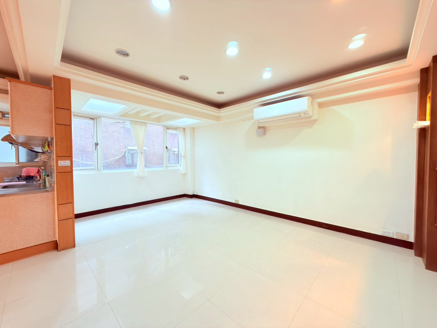 一坪只要55萬的3房電梯有管理快來看$許凱$