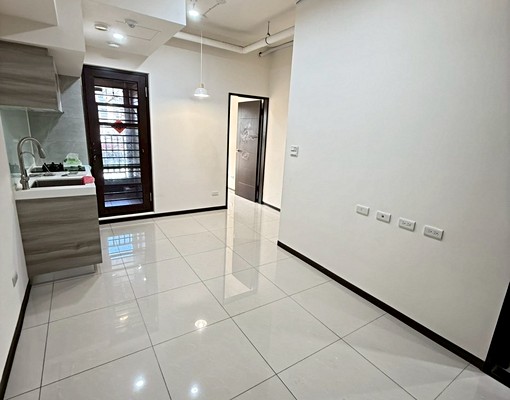 附平面車位👍雙陽台👍24H保全管理👍垃圾代收👍天然斯 - Image 1