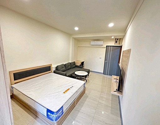 新裝潢大套房,大露台,免仲介費 - Image 3