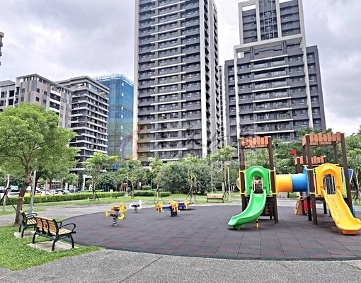 【江子翠捷運】重劃區*德鄰聚iCarat唯一釋出三房+車位 - Image 4