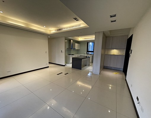 豪宅生活的預習生精美3房車 - Image 2