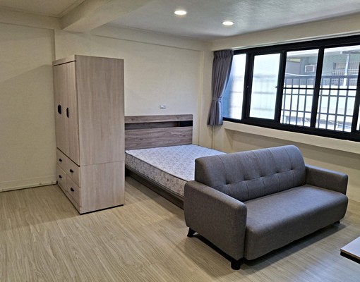 南台橫路透天4樓翻新大套房自用洗衣機 - Image 6