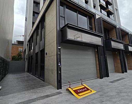 大里二期述里學全新邊間店面 - Image 1