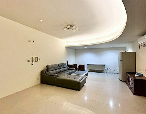 歐富限定🏅三房超大空間室內45坪✨全新整理✨寵可談✨管理員 - Image 1