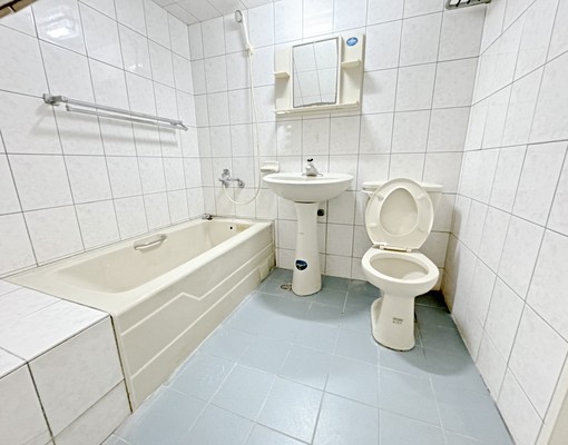 北區近大港國小稀有大坪數挑高4房住辦合一 - Image 15