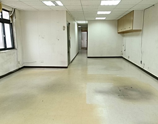 免仲費雙十路二段X號2樓23坪2萬5公司登記可租補 - Image 4