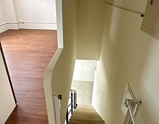 超值稀有樓中樓三房/可租補 - Image 3