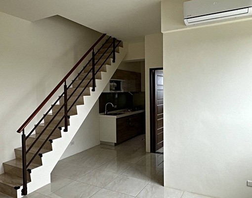 超值稀有樓中樓三房/可租補 - Image 6