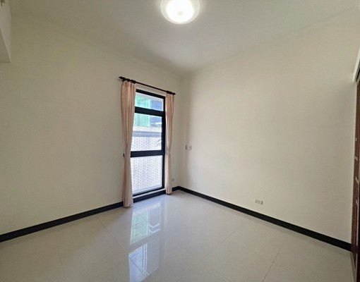 板橋車站,邊間大面採光正2房,可租車位可寵 - Image 12