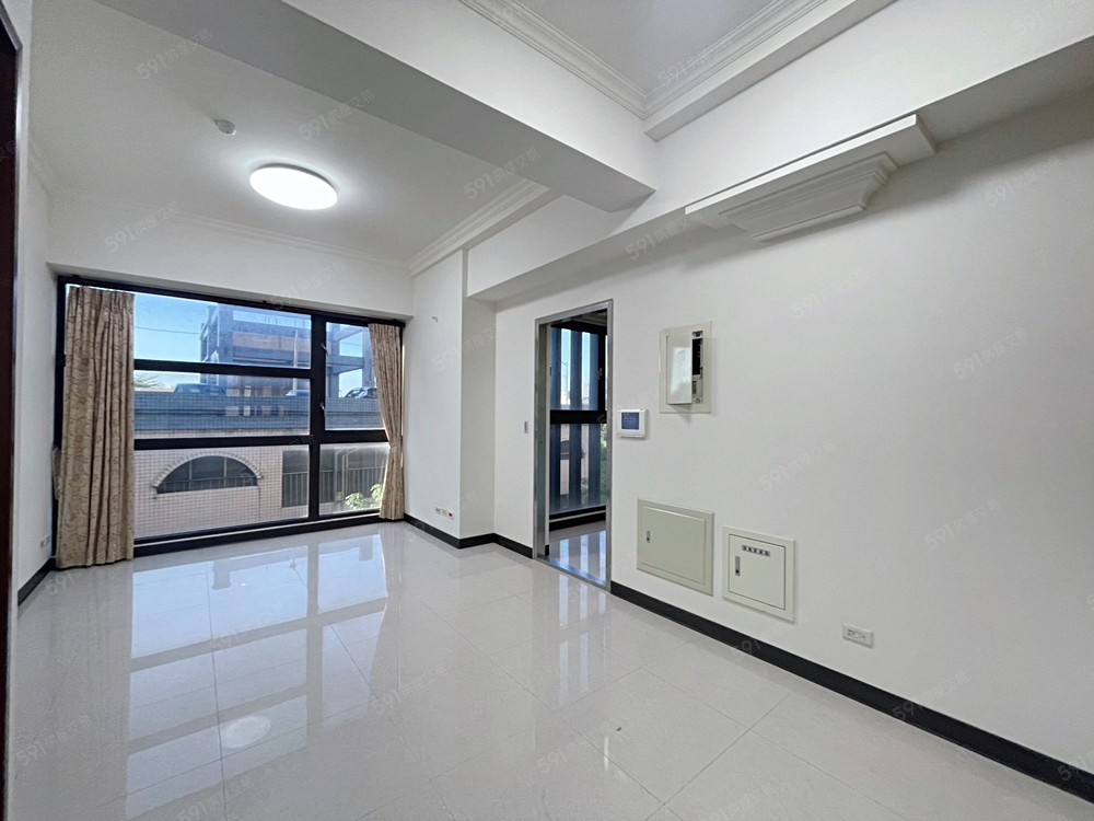 板橋車站,邊間大面採光正2房,可租車位可寵 - Image 1