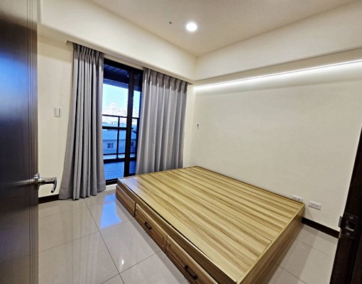 苓雅全新1+1房一廳~含管可租補!皇普摩天100 - Image 6