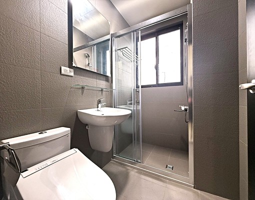 ⭐️中興匯⭐️全新3房❤️大休閒陽台(平面車位可另租) - Image 8