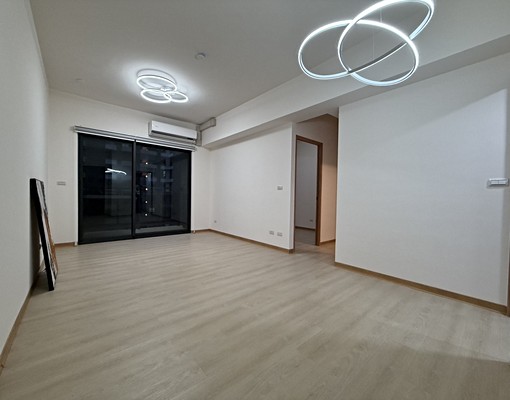 高鐵特區雙公園景觀3房✨浴缸✨瓦斯爐廚房✨平面車位✨可租補 - Image 1