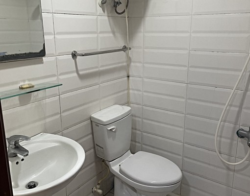 中和捷運.獨立洗衣機.獨立陽台.採光佳 - Image 4