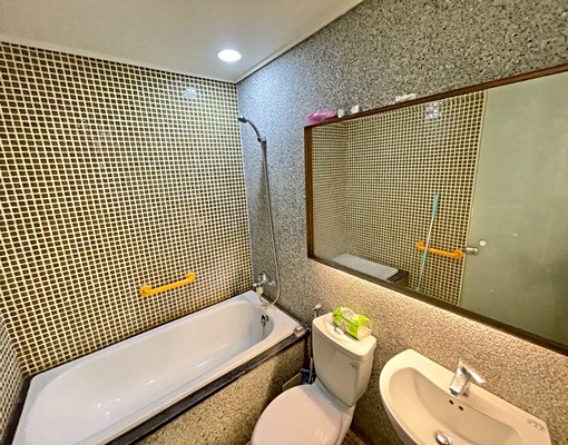 勤美誠品模範街一樓3房精美裝潢附傢俱家電 - Image 13